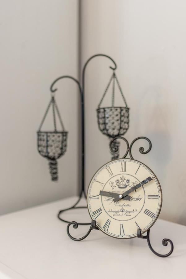 Artistic Chill Art Apartment 2+2.Centar Of Split. ภายนอก รูปภาพ